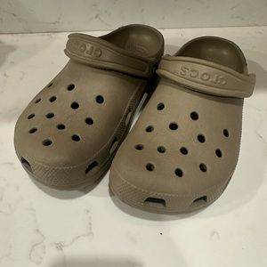 CROCS Classics unisex tan NWOT